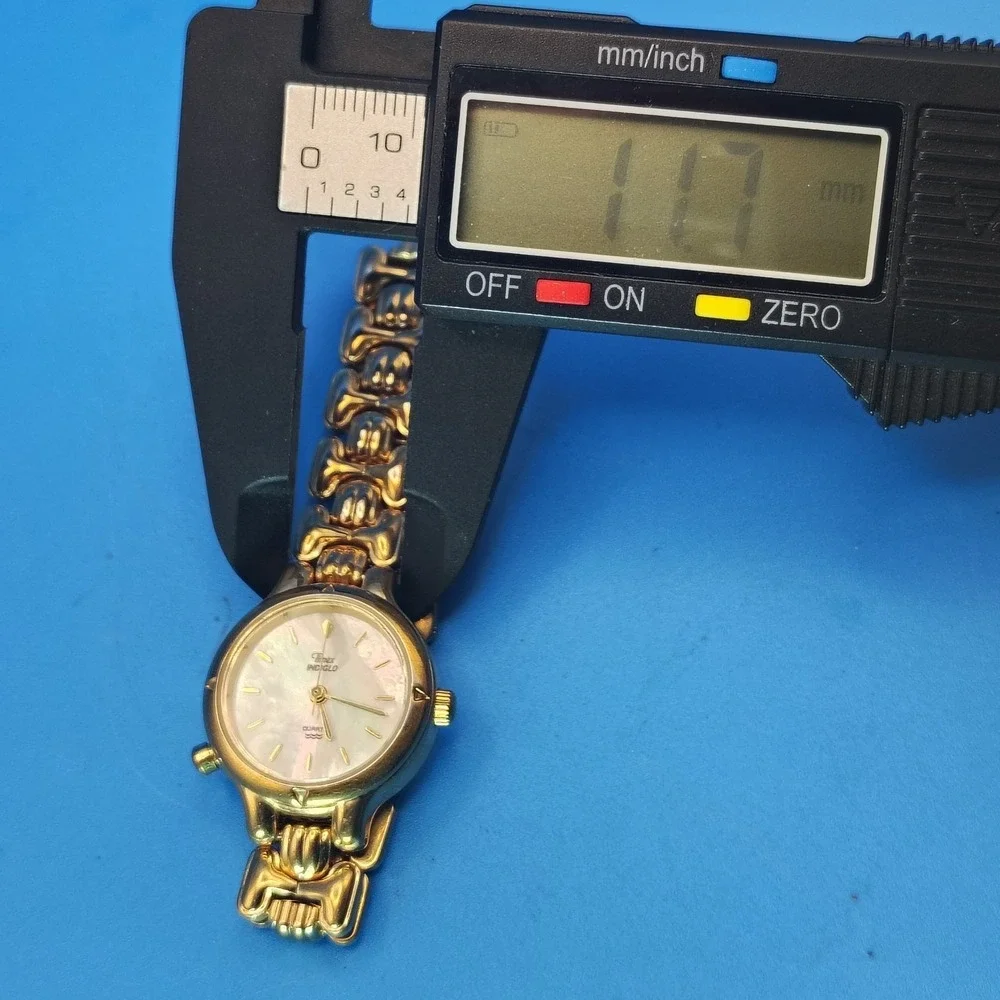 Vintage‎ 1993 Timex Indiglo Mother of Pearl 27mm Women's Quartz Watch Size 5.5